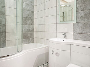 Bathroom Image 1 - Splashrooms Scunthorpe
